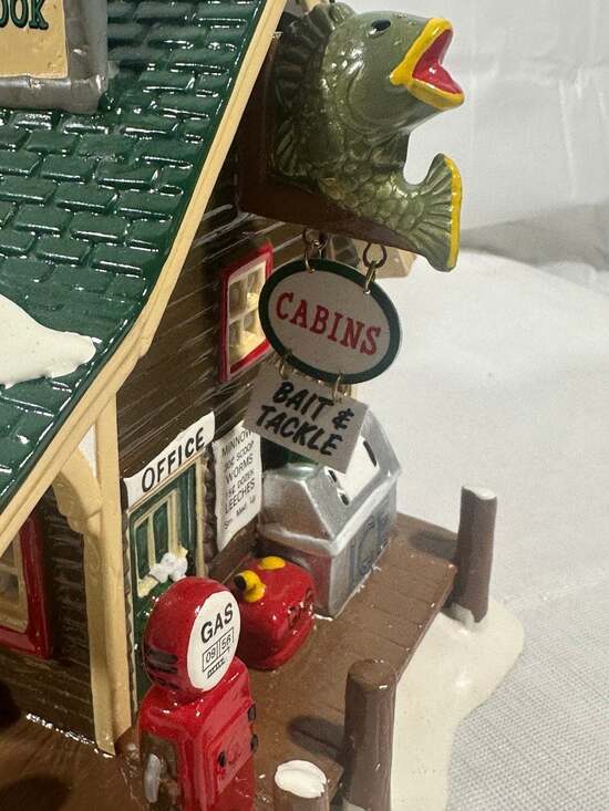 Department 56 Fisherman's Nook Resort - Picture 4 of 7